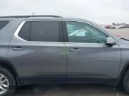 ✅ 2021 Chevrolet Traverse LT Cloth • VIN: 1GNERGKW8MJ210147 • Lot: 42424972. Listed on IAAI with 51,752 mi. Free auction sales archive from the USA and detailed vehicle history report at DreamBid. Image 13.