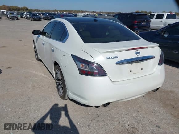 ✅ 2014 Nissan Maxima SV • VIN: 1N4AA5AP8EC440604 • Lot: 43672024. Listed on IAAI with 134,594 mi. Free auction sales archive from the USA and detailed vehicle history report at DreamBid. Image 3.