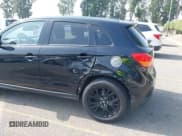 ✅ 2017 Mitsubishi Outlander ES • VIN: JA4AP3AU1HZ043170 • Лот: 42474201. Опубликован ранее на IAAI с пробегом 104 712 миль. Бесплатный доступ к архиву аукционных продаж из США и подробный отчёт об истории автомобиля на DreamBid. Изображение 6.