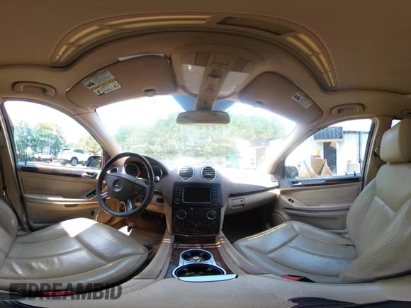 ✅ 2008 Mercedes-Benz GL 550 • VIN: 4JGBF86E58A379278 • Lot: 42765813. Wystawiony na IAAI z przebiegiem 233 606 mil. Bezpłatny archiwum sprzedaży aukcyjnych z USA i szczegółowy raport historii pojazdu na DreamBid. Zdjęcie 18.