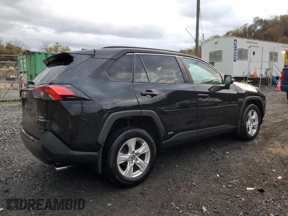 ✅ 2020 Toyota RAV4 Hybrid XLE • VIN: 2T3RWRFV7LW066199 • Lot: 89872535. Listed on Copart with 23,960 mi. Free auction sales archive from the USA and detailed vehicle history report at DreamBid. Image 3.