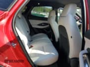 ✅ 2019 Jaguar E-Type • VIN: SADFM2GX7K1Z37975 • Lot: 75555424. Wystawiony na Copart z przebiegiem 25 374 mil. Bezpłatny archiwum sprzedaży aukcyjnych z USA i szczegółowy raport historii pojazdu na DreamBid. Zdjęcie 11.