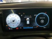 ✅ 2023 Hyundai Tucson Limited • VIN: 5NMJECAE1PH231808 • Lot: 60164303. Wystawiony na Copart z przebiegiem 1 987 mil. Bezpłatny archiwum sprzedaży aukcyjnych z USA i szczegółowy raport historii pojazdu na DreamBid. Zdjęcie 9.