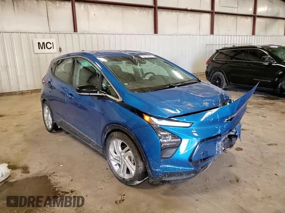 ✅ 2022 Chevrolet Bolt EV 1LT • VIN: 1G1FW6S07N4132299 • Lot: 48195915. Wystawiony na Copart z przebiegiem 48 590 mil. Bezpłatny archiwum sprzedaży aukcyjnych z USA i szczegółowy raport historii pojazdu na DreamBid. Zdjęcie 11.