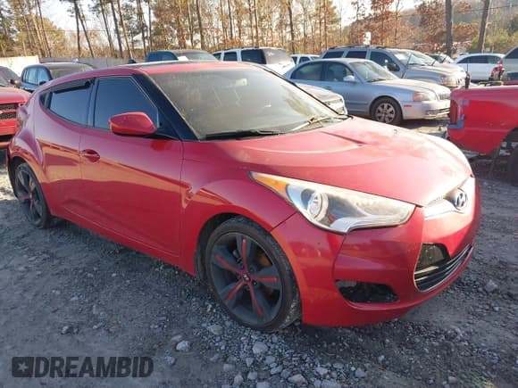 ✅ 2012 Hyundai Veloster w/Gray Int • VIN: KMHTC6AD6CU058180 • Lot: 41437903. Wystawiony na IAAI z przebiegiem 198 066 mil. Bezpłatny archiwum sprzedaży aukcyjnych z USA i szczegółowy raport historii pojazdu na DreamBid. Zdjęcie 1.