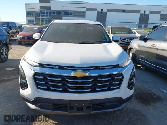 ✅ 2025 Chevrolet Equinox FWD LT • VIN: 3GNAXHEG4SL158245 • Lot: 43384671. Listed on IAAI with 11,349 mi. Free auction sales archive from the USA and detailed vehicle history report at DreamBid. Image 12.