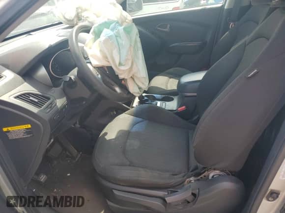 2014 Hyundai Tucson GLS z VIN KM8JT3AF0EU851498, wystawiony jako Copart lot #68230214 z przebiegiem Nie podano mil oraz Szkoda całkowita • Salvage title. Historia ofert i sprzedaży dostępna na DreamBid. Obrazek 7.