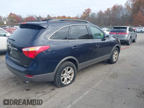 ✅ 2012 Hyundai Veracruz GLS • VIN: KM8NUDCC1CU186826 • Lot: 43536615. Listed on IAAI with 155,862 mi. Free auction sales archive from the USA and detailed vehicle history report at DreamBid. Image 4.