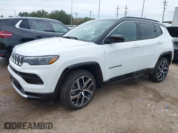 ✅ 2025 Jeep Compass Limited • VIN: 3C4NJDCN0ST624355 • Lot: 43864445. Wystawiony na IAAI z przebiegiem 6 720 mil. Bezpłatny archiwum sprzedaży aukcyjnych z USA i szczegółowy raport historii pojazdu na DreamBid. Zdjęcie 17.