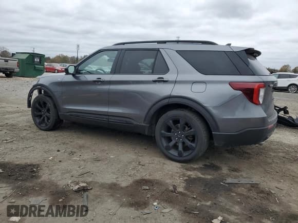 ✅ 2022 Ford Explorer ST-Line • VIN: 1FMSK8KH7NGC48731 • Lot: 90594355. Wystawiony na Copart z przebiegiem 110 520 mil. Bezpłatny archiwum sprzedaży aukcyjnych z USA i szczegółowy raport historii pojazdu na DreamBid. Zdjęcie 2.