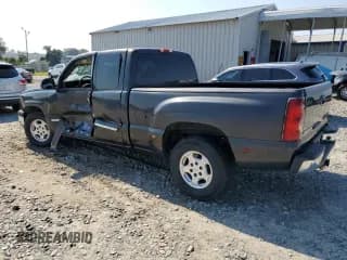 ✅ 2003 Chevrolet Silverado 1500 LS • VIN: 2GCEC19T331207295 • Лот: 66845564. Опубликован ранее на Copart с пробегом 232 864 миль. Бесплатный доступ к архиву аукционных продаж из США и подробный отчёт об истории автомобиля на DreamBid. Изображение 2.
