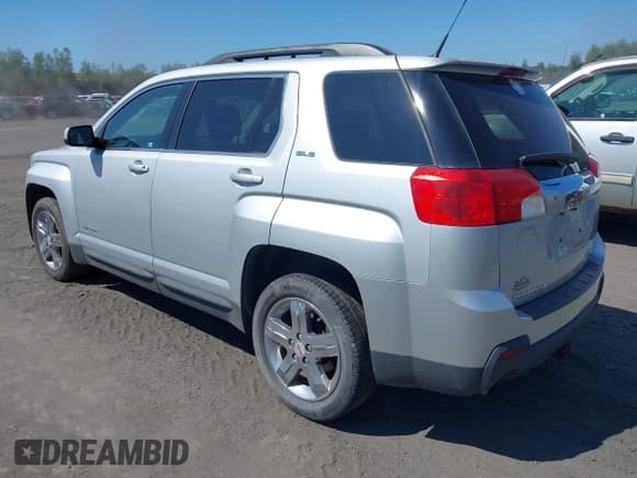 ✅ 2013 GMC Terrain SLE • VIN: 2GKFLTE35D6120545 • Лот: 42967966. Опубликован ранее на IAAI с пробегом 80 439 миль. Бесплатный доступ к архиву аукционных продаж из США и подробный отчёт об истории автомобиля на DreamBid. Изображение 3.