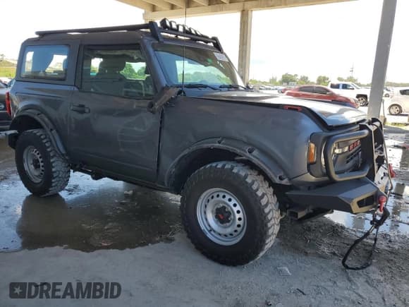 ✅ 2021 Ford Bronco • VIN: 1FMDE5AH8MLB09097 • Лот: 69469875. Опубликован ранее на Copart с пробегом 27 877 миль. Бесплатный доступ к архиву аукционных продаж из США и подробный отчёт об истории автомобиля на DreamBid. Изображение 4.