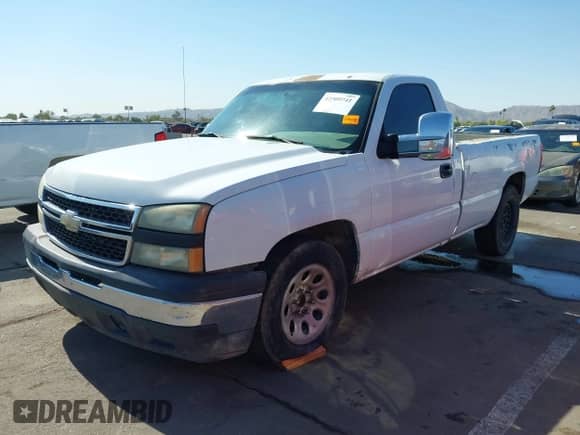 2006 Chevrolet Silverado 1500 Work Truck с VIN 3GCEC14X06G256122, выставлен на аукционе IAAI как лот 42509741 с пробегом 245 150 миль миль и . История ставок и продаж доступна на DreamBid. Изображение 17.
