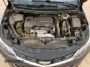 ✅ 2017 Chevrolet Cruze Premier • VIN: 1G1BF5SM5H7194699 • Lot: 68640852. Wystawiony na Copart z przebiegiem 103 313 mil mil. Skorzystaj z bezpłatnego archiwum sprzedaży aukcyjnych z USA i zobacz szczegółowy raport historii pojazdu na DreamBid. Zdjęcie 12.