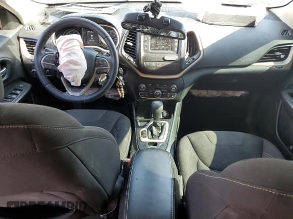 ✅ 2017 Jeep Cherokee Latitude • VIN: 1C4PJLCB5HW540382 • Лот: 91780285. Опубликован ранее на Copart с пробегом 130 321 миль. Бесплатный доступ к архиву аукционных продаж из США и подробный отчёт об истории автомобиля на DreamBid. Изображение 8.