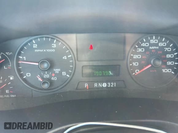 ✅ 2005 Ford F-550 XL • VIN: 1FDAW56P15EC72891 • Lot: 84054585. Wystawiony na Copart z przebiegiem 190 790 mil. Bezpłatny archiwum sprzedaży aukcyjnych z USA i szczegółowy raport historii pojazdu na DreamBid. Zdjęcie 8.