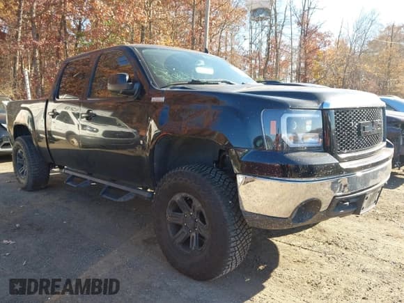 ✅ 2008 GMC Sierra 1500 SLT • VIN: 2GTEK133681311346 • Лот: 43452615. Опубликован ранее на IAAI с пробегом 232 316 миль. Бесплатный доступ к архиву аукционных продаж из США и подробный отчёт об истории автомобиля на DreamBid. Изображение 1.