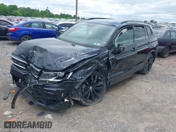 ✅ 2021 Volkswagen Tiguan SE • VIN: 3VV2B7AX4MM111887 • Lot: 42290153. Wystawiony na IAAI z przebiegiem 75 773 mil. Bezpłatny archiwum sprzedaży aukcyjnych z USA i szczegółowy raport historii pojazdu na DreamBid. Zdjęcie 17.