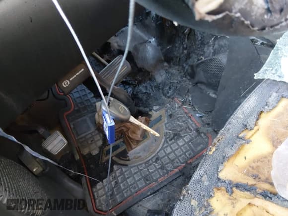 ✅ 2000 Chevrolet Silverado 1500 • VIN: 1GCEC14W3YZ246808 • Lot: 43504471. Listed on IAAI with Not provided. Free auction sales archive from the USA and detailed vehicle history report at DreamBid. Image 11.