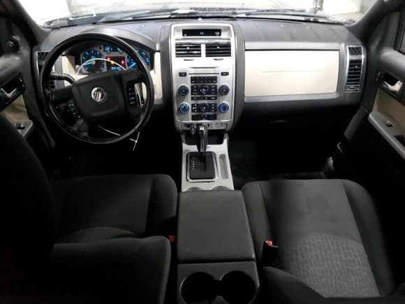 ✅ 2011 Mercury Mariner • VIN: 4M2CN9BG4BKJ01671 • Lot: 91291015. Listed on Copart with 142,534 mi. Free auction sales archive from the USA and detailed vehicle history report at DreamBid. Image 8.