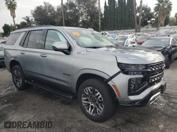 ✅ 2025 Chevrolet Tahoe Z71 • VIN: 1GNS6PRD3SR289158 • Лот: 92871685. Опубликован ранее на Copart с пробегом 13 944 миль. Бесплатный доступ к архиву аукционных продаж из США и подробный отчёт об истории автомобиля на DreamBid. Изображение 4.