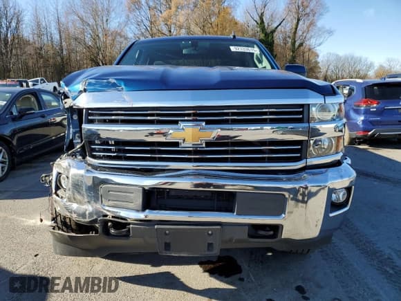 ✅ 2018 Chevrolet Silverado 2500HD LT • VIN: 1GC1KVEG1JF146262 • Лот: 92333615. Опубликован ранее на Copart с пробегом 114 738 миль. Бесплатный доступ к архиву аукционных продаж из США и подробный отчёт об истории автомобиля на DreamBid. Изображение 5.