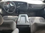 ✅ 2002 Chevrolet Silverado 2500HD LS • VIN: 1GCHK29U02Z119812 • Лот: 56510135. Опубликован ранее на Copart с пробегом 267 969 миль. Бесплатный доступ к архиву аукционных продаж из США и подробный отчёт об истории автомобиля на DreamBid. Изображение 8.