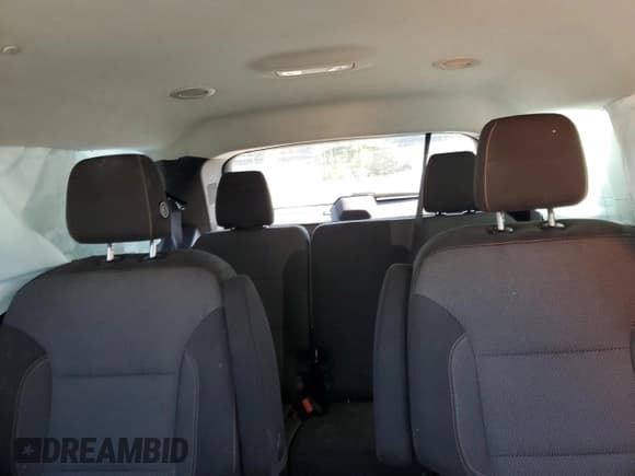 ✅ 2018 Chevrolet Traverse LT Cloth • VIN: 1GNERGKWXJJ225356 • Lot: 74122474. Wystawiony na Copart z przebiegiem 73 225 mil. Bezpłatny archiwum sprzedaży aukcyjnych z USA i szczegółowy raport historii pojazdu na DreamBid. Zdjęcie 10.