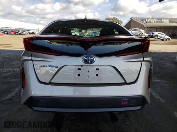 ✅ 2018 Toyota Prius Premium • VIN: JTDKARFP9J3100872 • Lot: 91908985. Wystawiony na Copart z przebiegiem 20 925 mil. Bezpłatny archiwum sprzedaży aukcyjnych z USA i szczegółowy raport historii pojazdu na DreamBid. Zdjęcie 6.