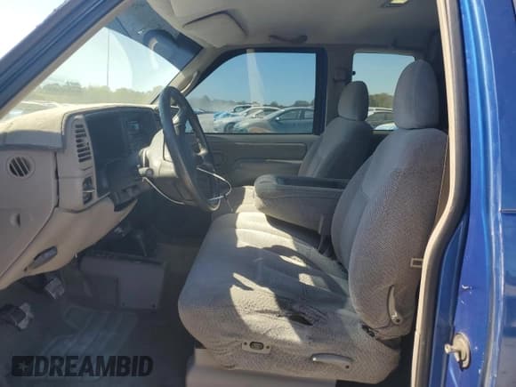 ✅ 1997 Chevrolet Silverado 1500 • VIN: 1GCEK19M4VE147928 • Lot: 86995605. Listed on Copart with 311,719 mi. Free auction sales archive from the USA and detailed vehicle history report at DreamBid. Image 7.