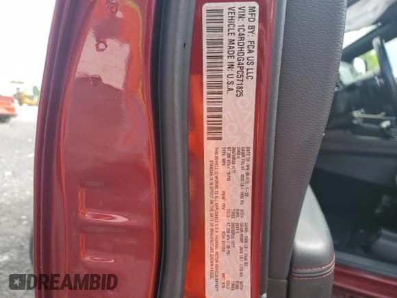 ✅ 2023 Dodge Durango GT • VIN: 1C4RDHDG4PC571825 • Lot: 56158955. Wystawiony na Copart z przebiegiem 56 037 mil. Bezpłatny archiwum sprzedaży aukcyjnych z USA i szczegółowy raport historii pojazdu na DreamBid. Zdjęcie 13.