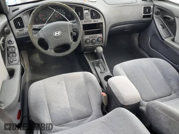 2006 Hyundai Elantra GLS z VIN KMHDN46D86U305456, wystawiony jako Copart lot #80278464 z przebiegiem 137 720 mil mil oraz Szkoda całkowita • Salvage title. Historia ofert i sprzedaży dostępna na DreamBid. Obrazek 8.