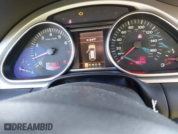 ✅ 2008 Audi Q7 Premium • VIN: WA1EV74L18D052062 • Lot: 42864785. Wystawiony na IAAI z przebiegiem 98 846 mil. Bezpłatny archiwum sprzedaży aukcyjnych z USA i szczegółowy raport historii pojazdu na DreamBid. Zdjęcie 7.