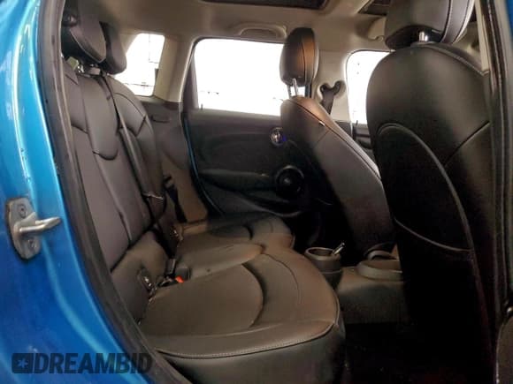 ✅ 2015 MINI Hardtop 4 Door • VIN: WMWXS5C53FT827881 • Lot: 94778625. Listed on Copart with 67,160 mi. Free auction sales archive from the USA and detailed vehicle history report at DreamBid. Image 11.