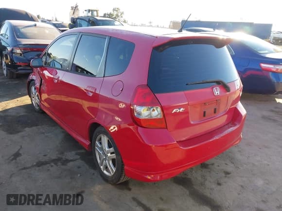 ✅ 2007 Honda Fit Sport • VIN: JHMGD38667S062996 • Lot: 43454317. Listed on IAAI with 117,048 mi. Free auction sales archive from the USA and detailed vehicle history report at DreamBid. Image 3.