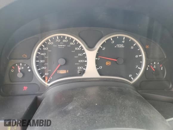 ✅ 2005 Chevrolet Equinox LT • VIN: 2CNDL63F756134607 • Лот: 86117495. Опубликован ранее на Copart с пробегом 233 381 миль. Бесплатный доступ к архиву аукционных продаж из США и подробный отчёт об истории автомобиля на DreamBid. Изображение 9.