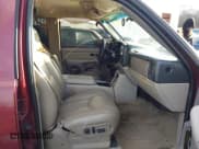 ✅ 2002 Chevrolet Suburban LS • VIN: 1GNEC16Z42J294533 • Lot: 43841355. Listed on IAAI with 194,647 mi. Free auction sales archive from the USA and detailed vehicle history report at DreamBid. Image 5.