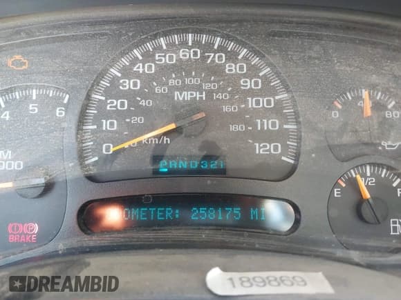 ✅ 2004 Chevrolet Silverado 2500HD LS • VIN: 1GCHC23U04F264942 • Лот: 42478706. Опубликован ранее на IAAI с пробегом 258 175 миль. Бесплатный доступ к архиву аукционных продаж из США и подробный отчёт об истории автомобиля на DreamBid. Изображение 15.