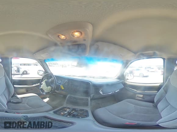 ✅ 2003 Chevrolet Suburban LS • VIN: 1GNEC16T33J218444 • Лот: 61261815. Опубликован ранее на Copart с пробегом 239 340 миль. Бесплатный доступ к архиву аукционных продаж из США и подробный отчёт об истории автомобиля на DreamBid. Изображение 15.