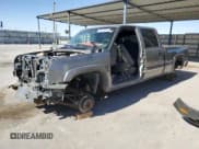 ✅ 2006 Chevrolet Silverado 2500HD Work Truck • VIN: 1GCHC23U16F159362 • Лот: 54613315. Опубликован ранее на Copart с пробегом Не указан. Бесплатный доступ к архиву аукционных продаж из США и подробный отчёт об истории автомобиля на DreamBid. Изображение 1.