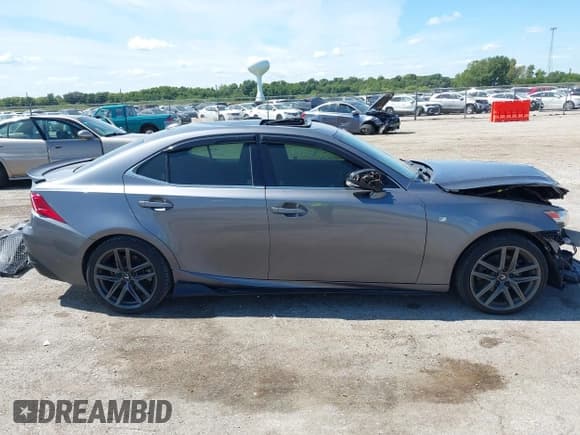 ✅ 2014 Lexus IS 250 • VIN: JTHCF1D27E5006237 • Лот: 43084642. Опубликован ранее на IAAI с пробегом 139 670 миль. Бесплатный доступ к архиву аукционных продаж из США и подробный отчёт об истории автомобиля на DreamBid. Изображение 14.