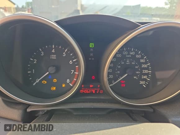 ✅ 2011 Mazda 3 GX • VIN: JM1BL1KF9B1374949 • Лот: 64721155. Опубликован ранее на Copart с пробегом 194 062 миль. Бесплатный доступ к архиву аукционных продаж из США и подробный отчёт об истории автомобиля на DreamBid. Изображение 9.