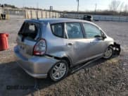 ✅ 2007 Honda Fit Sport • VIN: JHMGD38647S039460 • Лот: 44003934. Опубликован ранее на Copart с пробегом 165 688 миль. Бесплатный доступ к архиву аукционных продаж из США и подробный отчёт об истории автомобиля на DreamBid. Изображение 3.