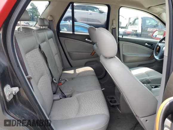 ✅ 2006 Saturn VUE • VIN: 5GZCZ53496S820748 • Lot: 64806264. Wystawiony na Copart z przebiegiem 148 526 mil. Bezpłatny archiwum sprzedaży aukcyjnych z USA i szczegółowy raport historii pojazdu na DreamBid. Zdjęcie 11.