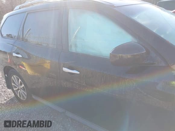 ✅ 2014 Nissan Pathfinder SV • VIN: 5N1AR2MN4EC704490 • Lot: 41453742. Listed on IAAI with 180,951 mi. Free auction sales archive from the USA and detailed vehicle history report at DreamBid. Image 14.