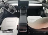 ✅ 2020 Tesla Model 3 Long Range • VIN: 5YJ3E1EB4LF796076 • Lot: 82530415. Wystawiony na Copart z przebiegiem 56 625 mil. Bezpłatny archiwum sprzedaży aukcyjnych z USA i szczegółowy raport historii pojazdu na DreamBid. Zdjęcie 8.