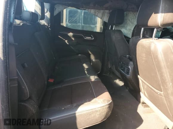 ✅ 2025 GMC Sierra 1500 Denali • VIN: 1GTUUGEL6SZ185221 • Лот: 71696235. Опубликован ранее на Copart с пробегом Не указан. Бесплатный доступ к архиву аукционных продаж из США и подробный отчёт об истории автомобиля на DreamBid. Изображение 10.