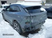 ✅ 2023 Volkswagen ID.4 Pro S • VIN: 1V2GNPE85PC004916 • Lot: 41519153. Wystawiony na IAAI z przebiegiem 21 681 mil. Bezpłatny archiwum sprzedaży aukcyjnych z USA i szczegółowy raport historii pojazdu na DreamBid. Zdjęcie 3.