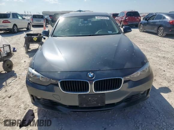 ✅ 2015 BMW 3 Series 328i xDrive • VIN: WBA3B5G58FNS17357 • Лот: 84263415. Опубликован ранее на Copart с пробегом 78 300 миль. Бесплатный доступ к архиву аукционных продаж из США и подробный отчёт об истории автомобиля на DreamBid. Изображение 5.